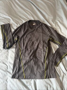 Icebreaker Men's Black Rash Guard with Neon Yellow Trim